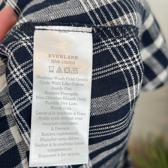 NWT Everlane The Linen Pull On Barrel Pants Navy Plaid Tie Front M High Waist - Picture 11 of 12